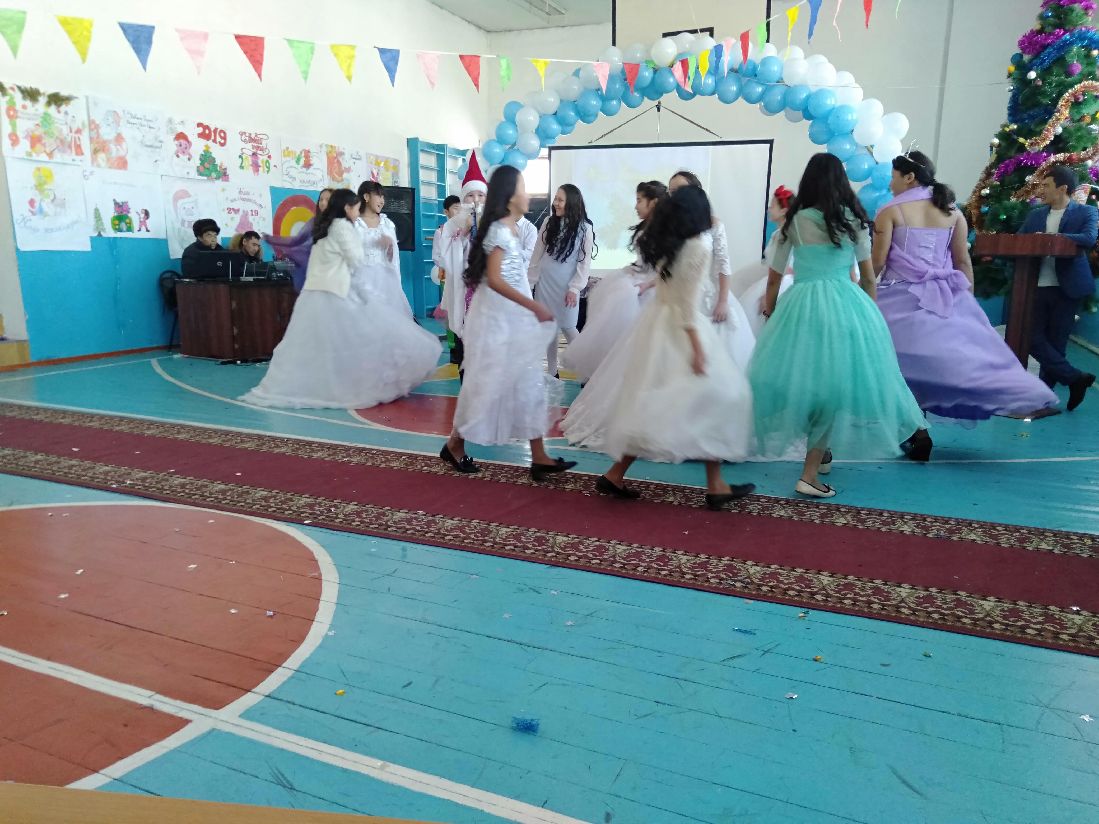 "Қош келдің Жаңа жыл" 