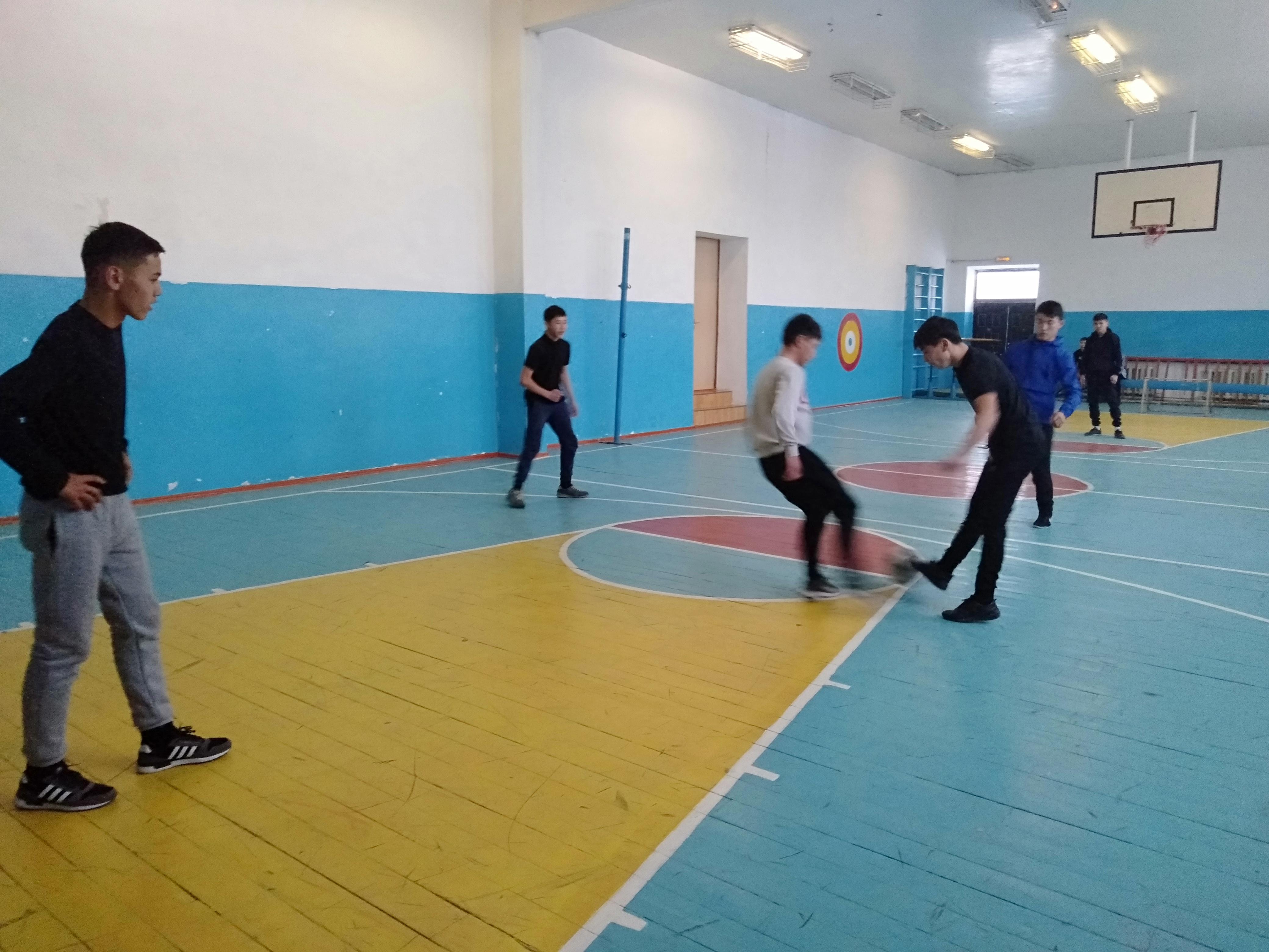 Мини футболдан жарыс