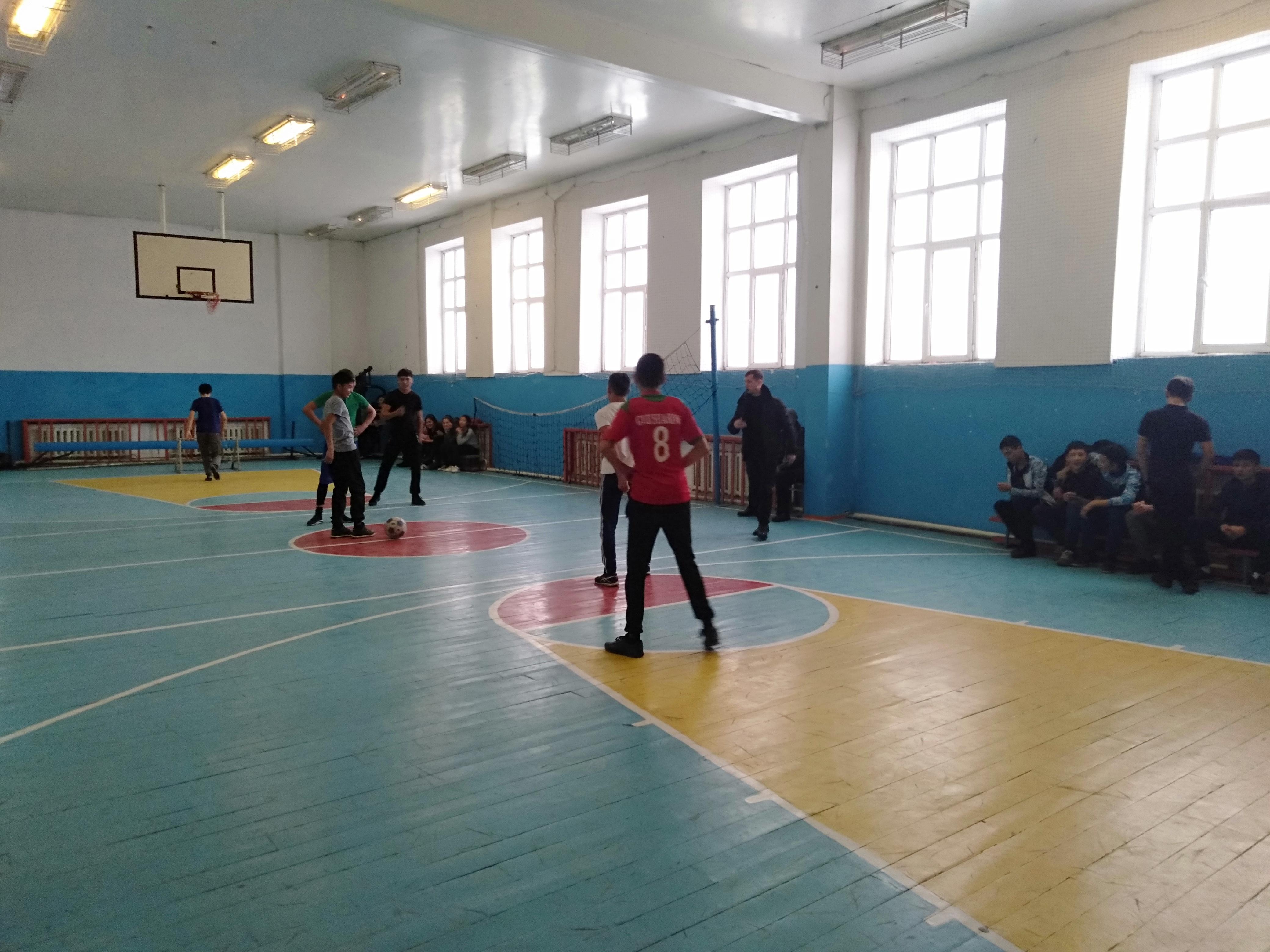 Мини футболдан жарыс