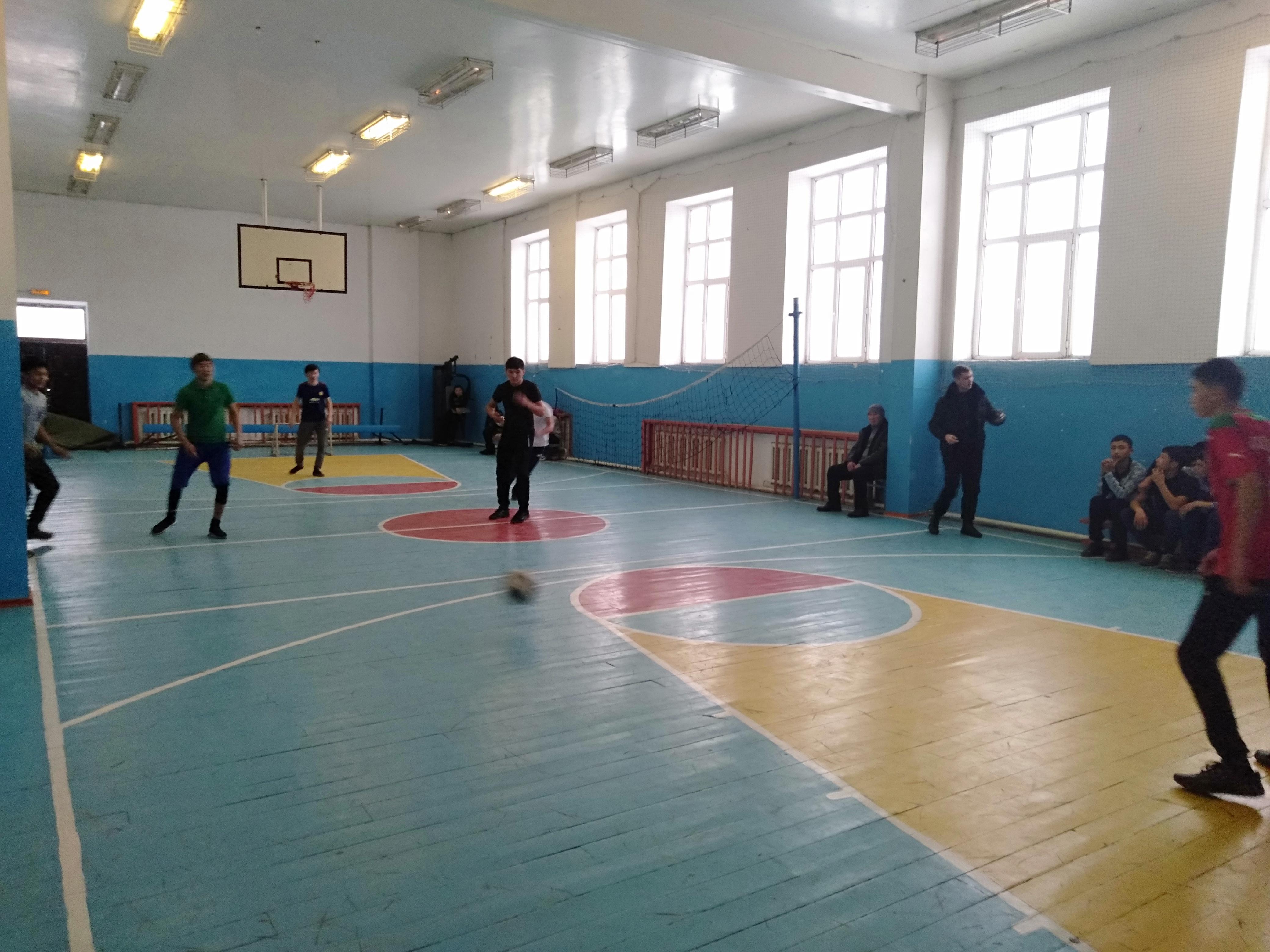 Мини футболдан жарыс