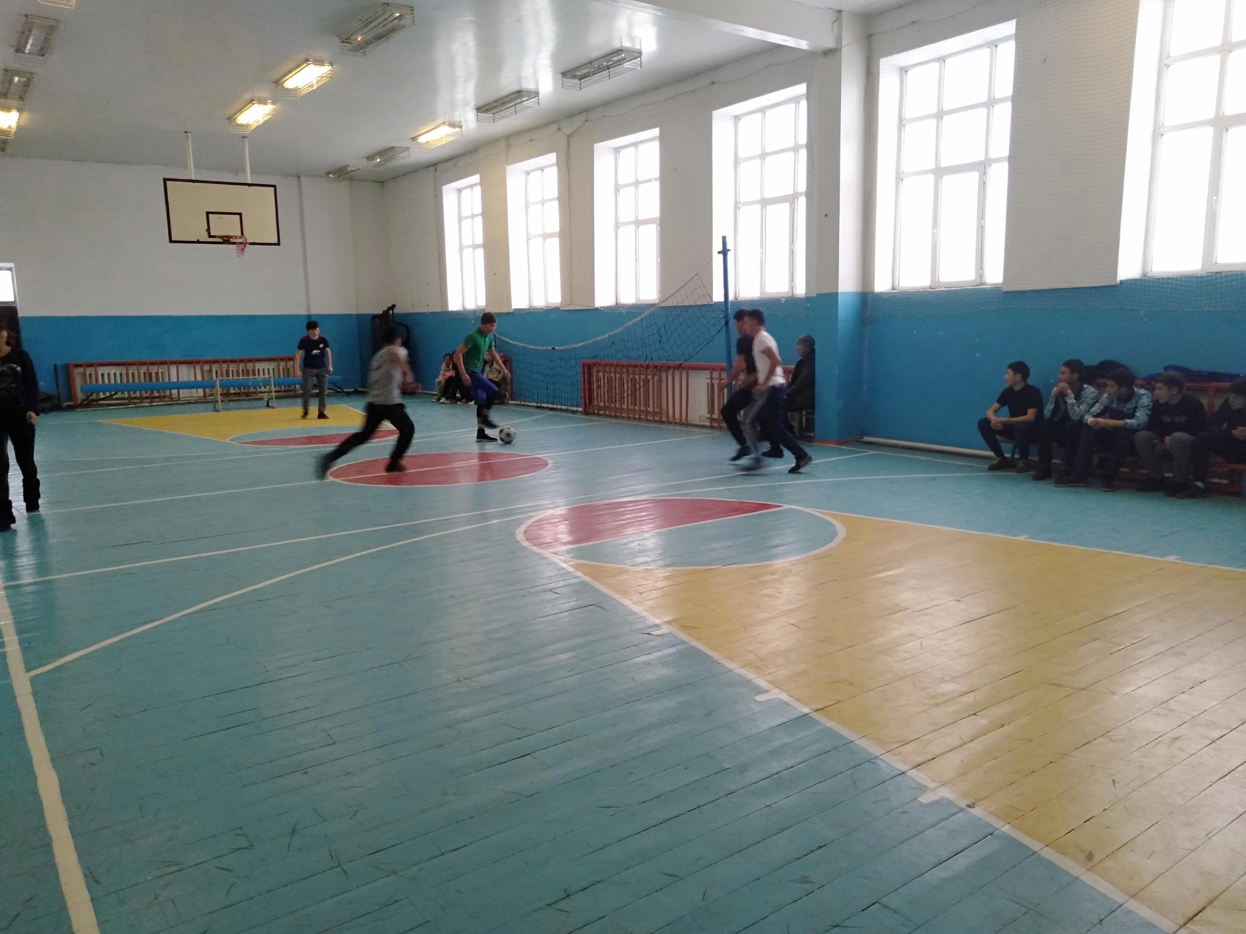 Мини футболдан жарыс