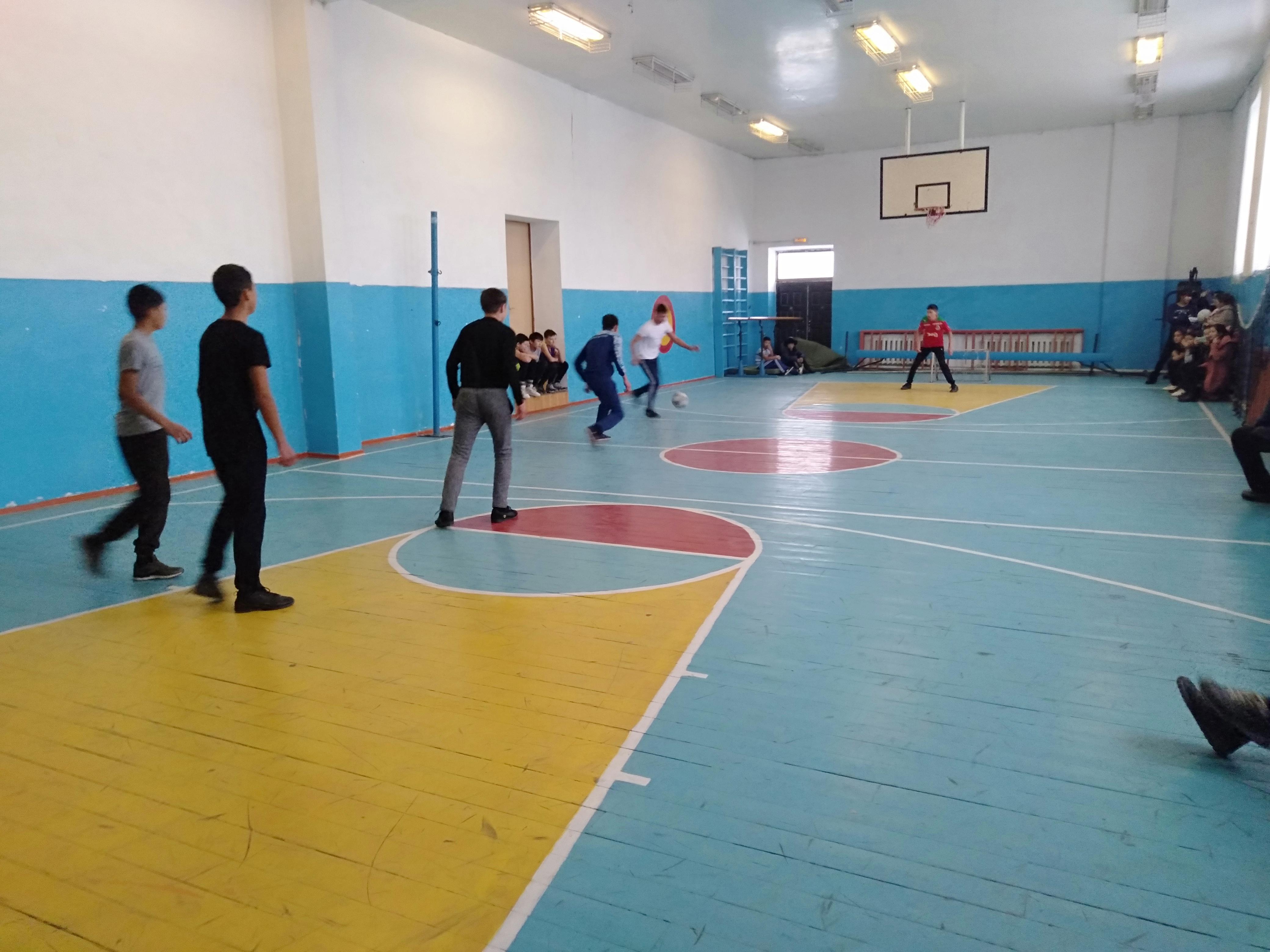 Мини футболдан жарыс