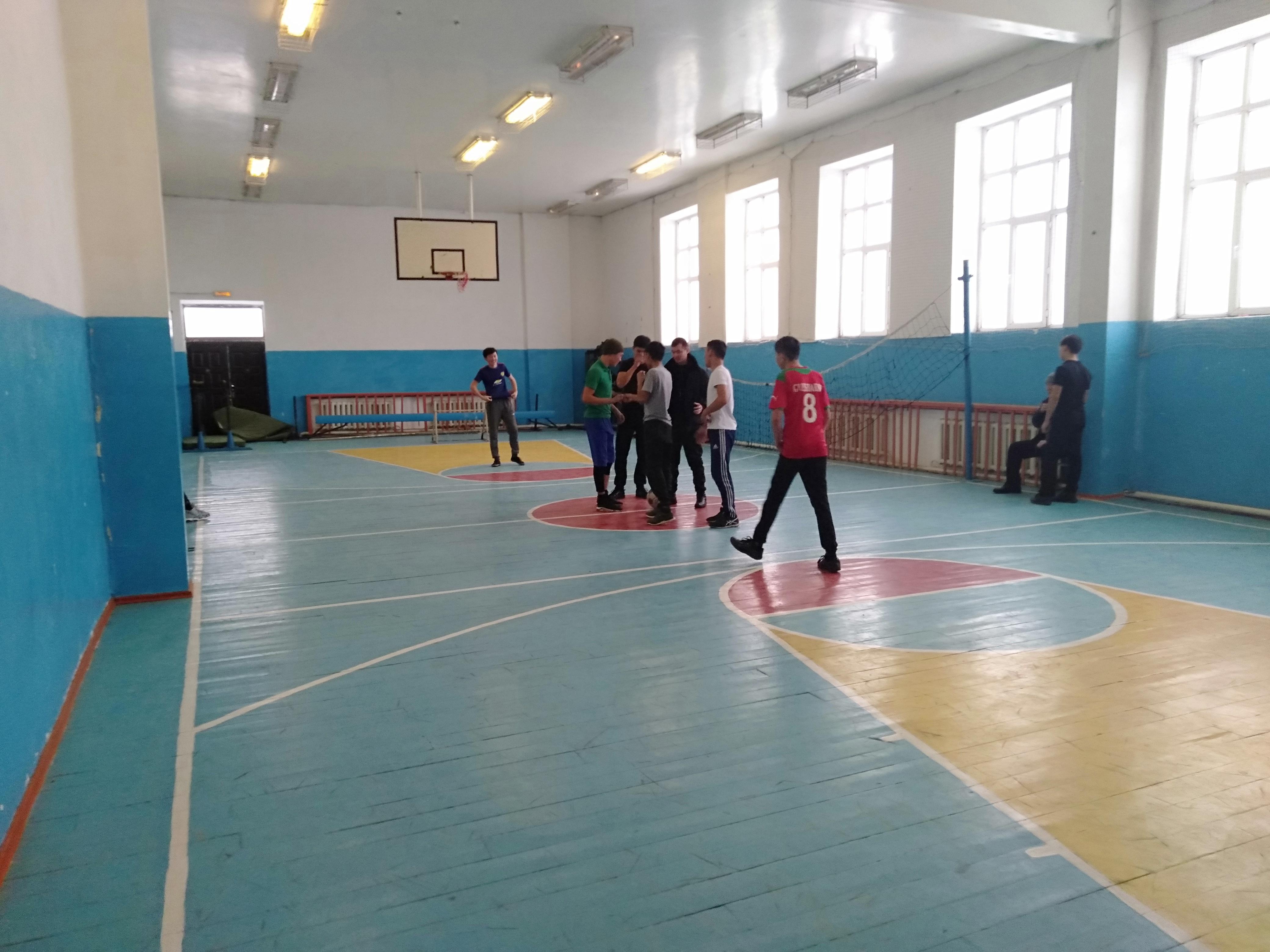 Мини футболдан жарыс