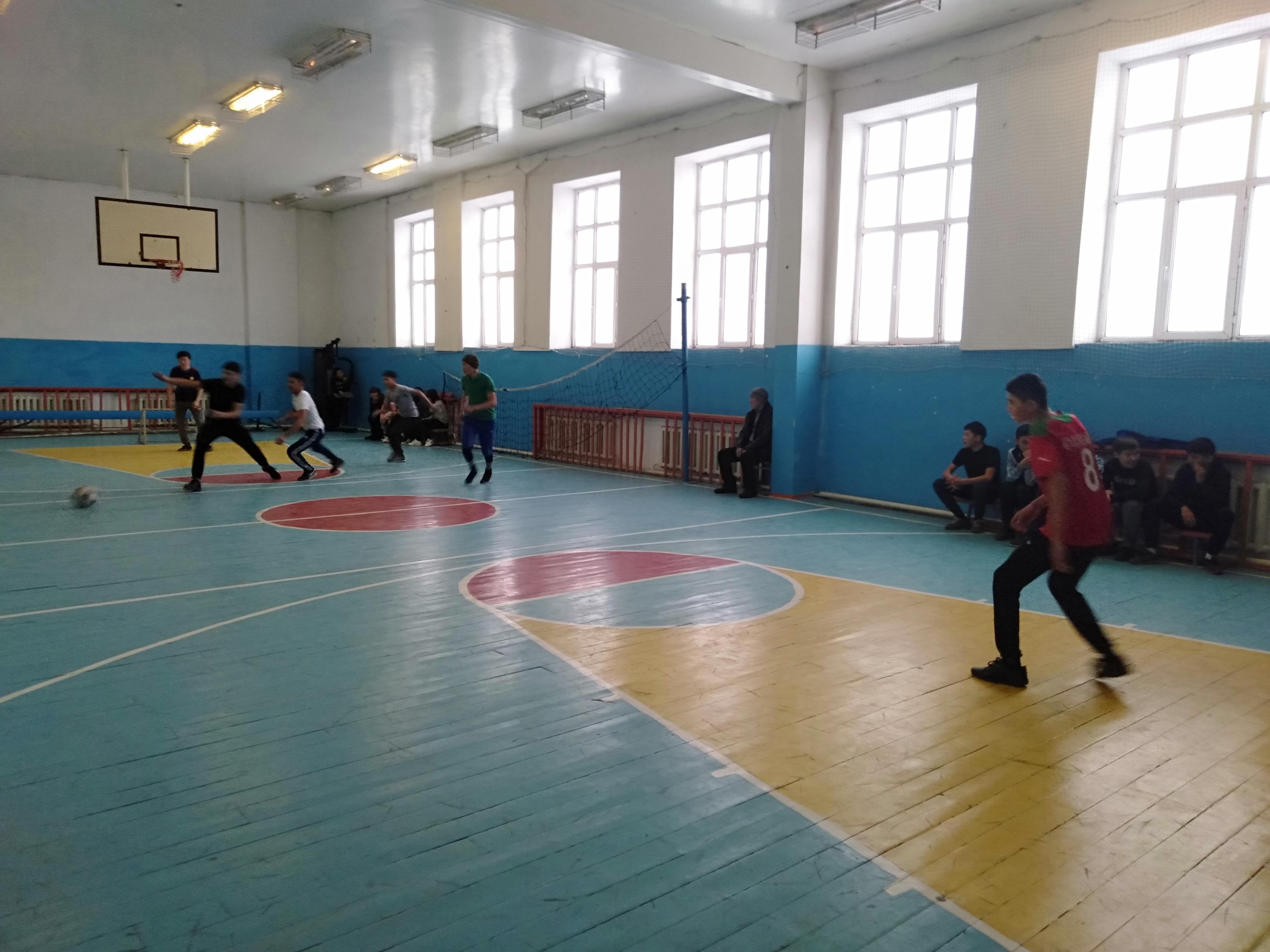 Мини футболдан жарыс