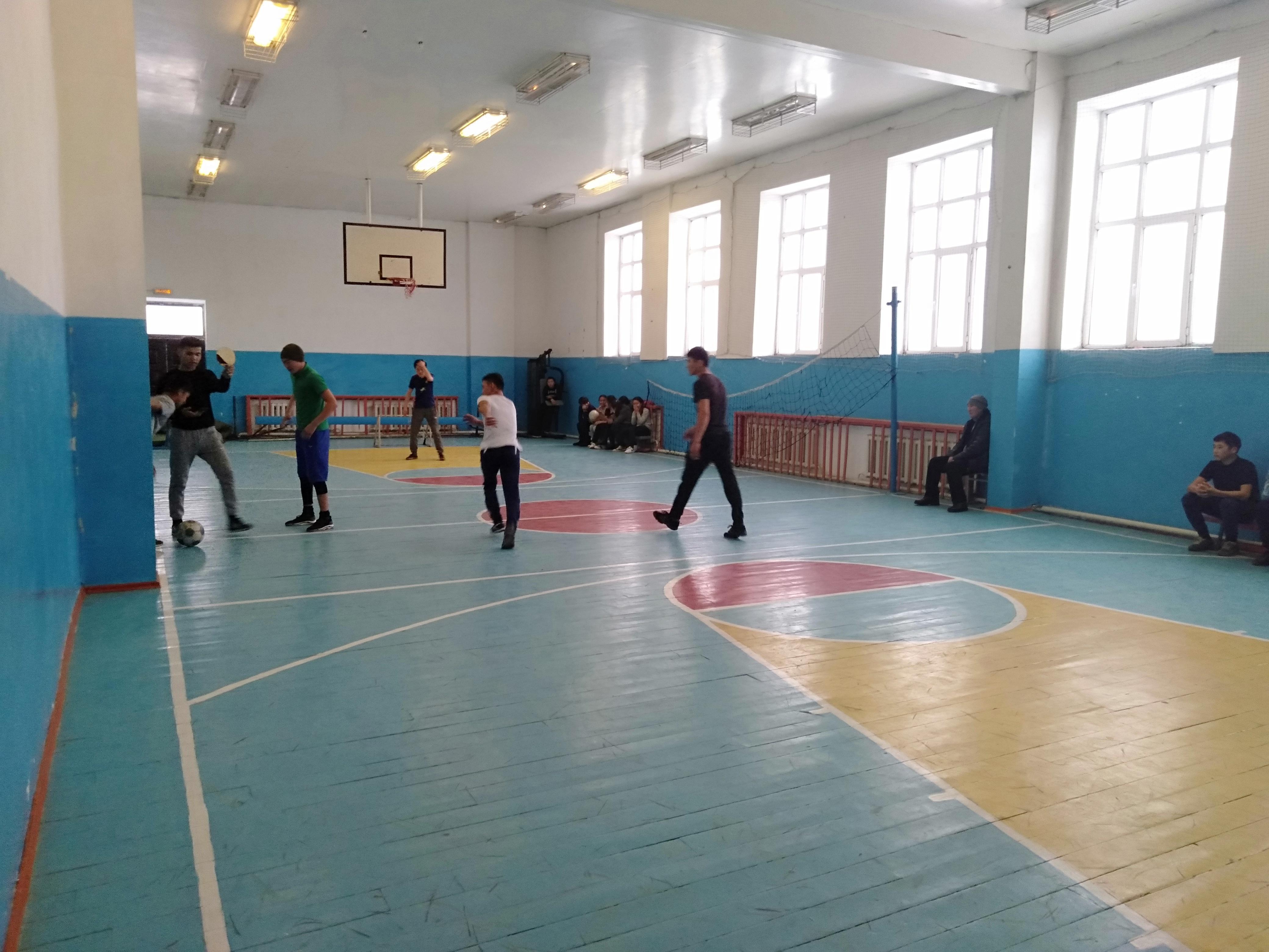 Мини футболдан жарыс