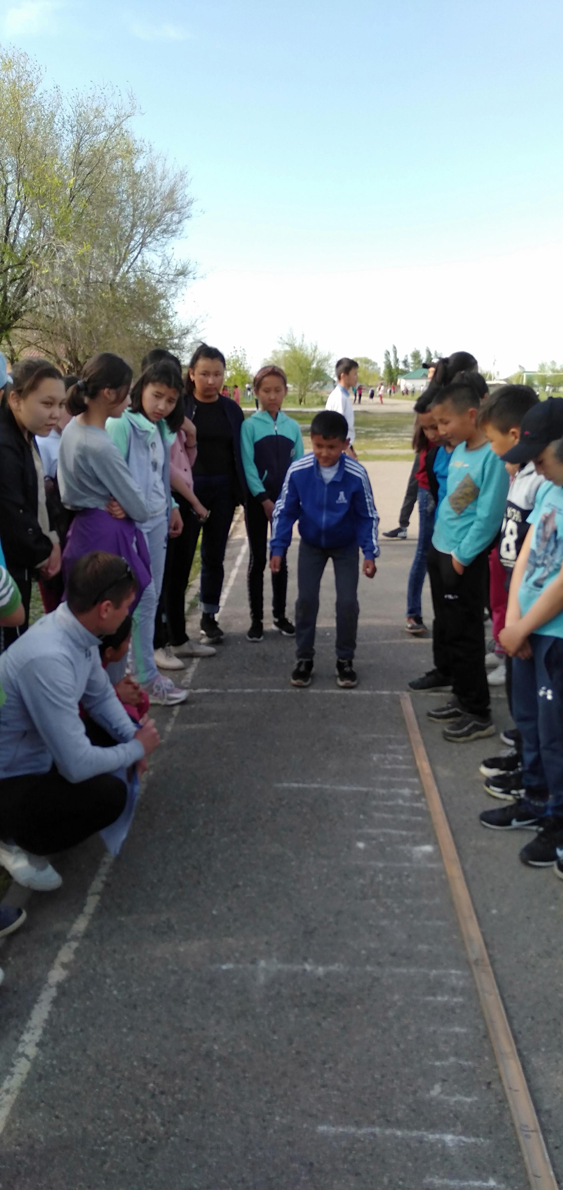 7 мамыр - Отан қорғаушылар күні   